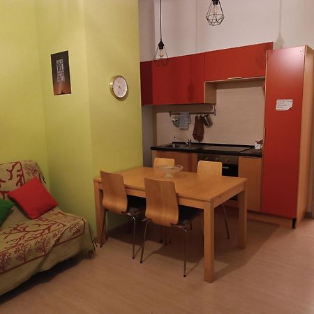 Apartamento Palazzo Dei Tabacchi Bari Exterior foto