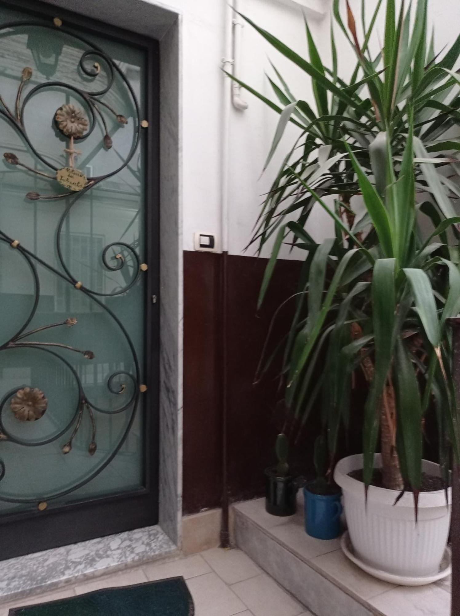 Apartamento Palazzo Dei Tabacchi Bari Exterior foto